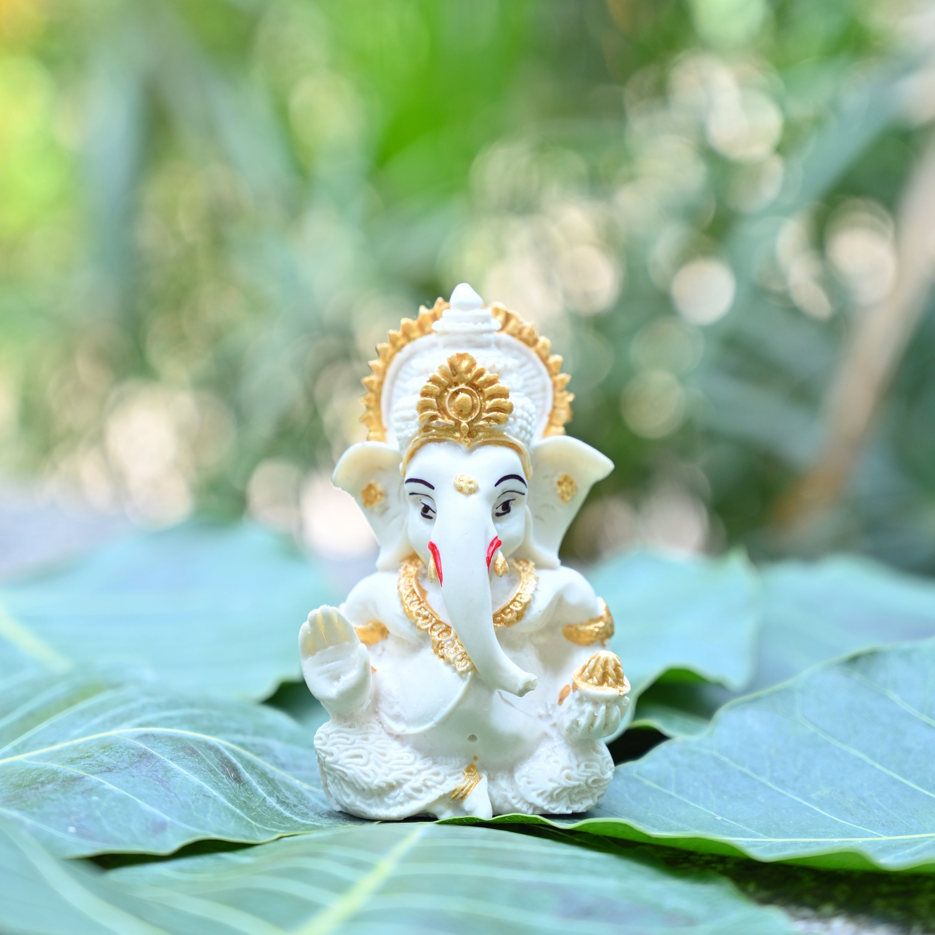HindCraft Lord Ganesha Idol for Car Dashboard, Home & Office Decor