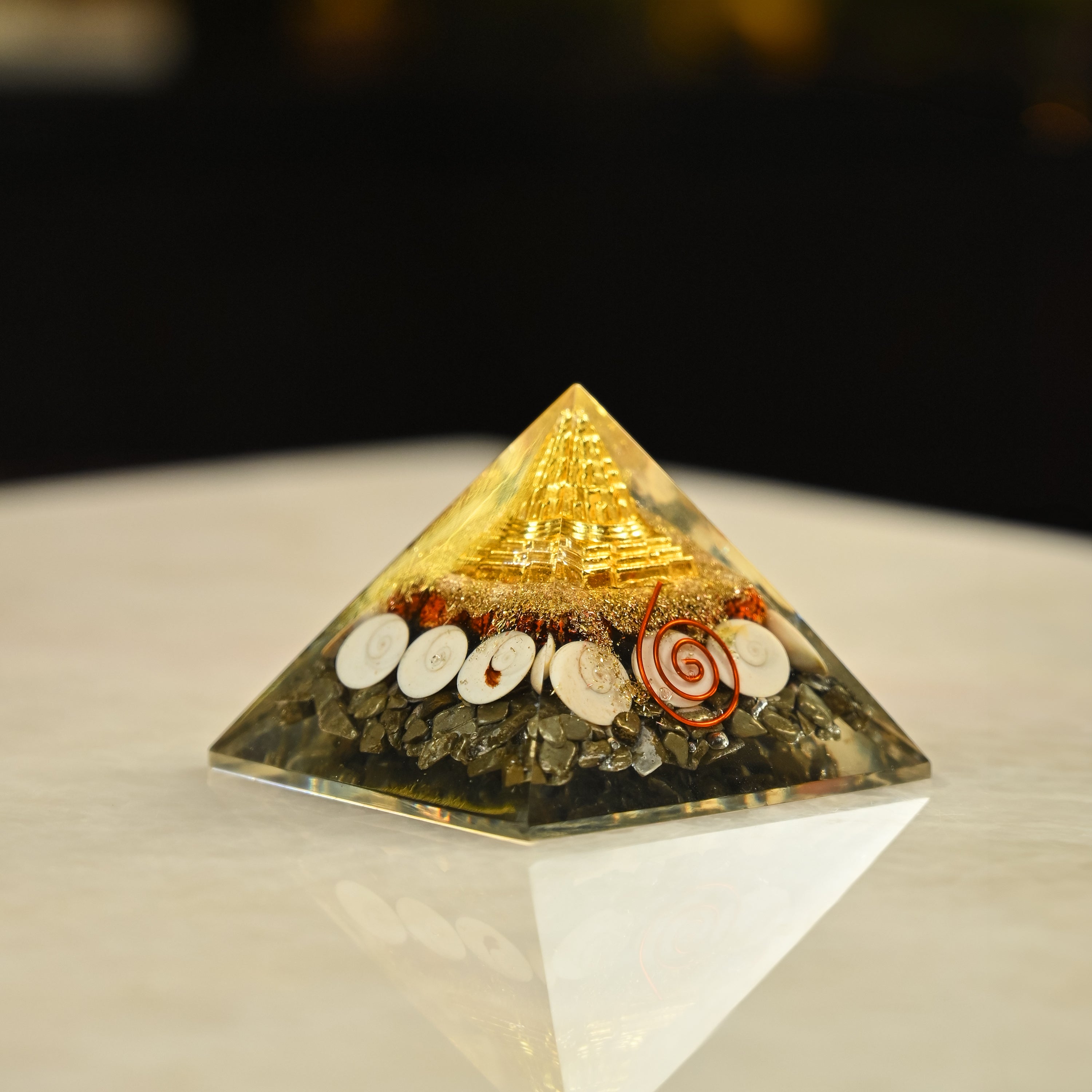 HindCraft Pyrite Money Magnet Orgonite Pyramid with Shree Yantra, Pyrite Chips, Gomti Chakra, Rudraksha and Copper Coil for Vastu Home Décor
